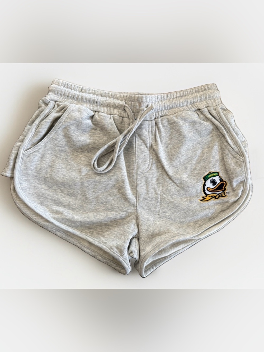 Hype & Vice Oregon Ducks Sweat Shorts | M
